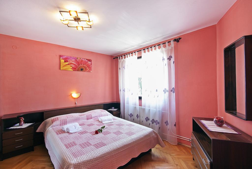 Apartments Elda Rovinj Rum bild